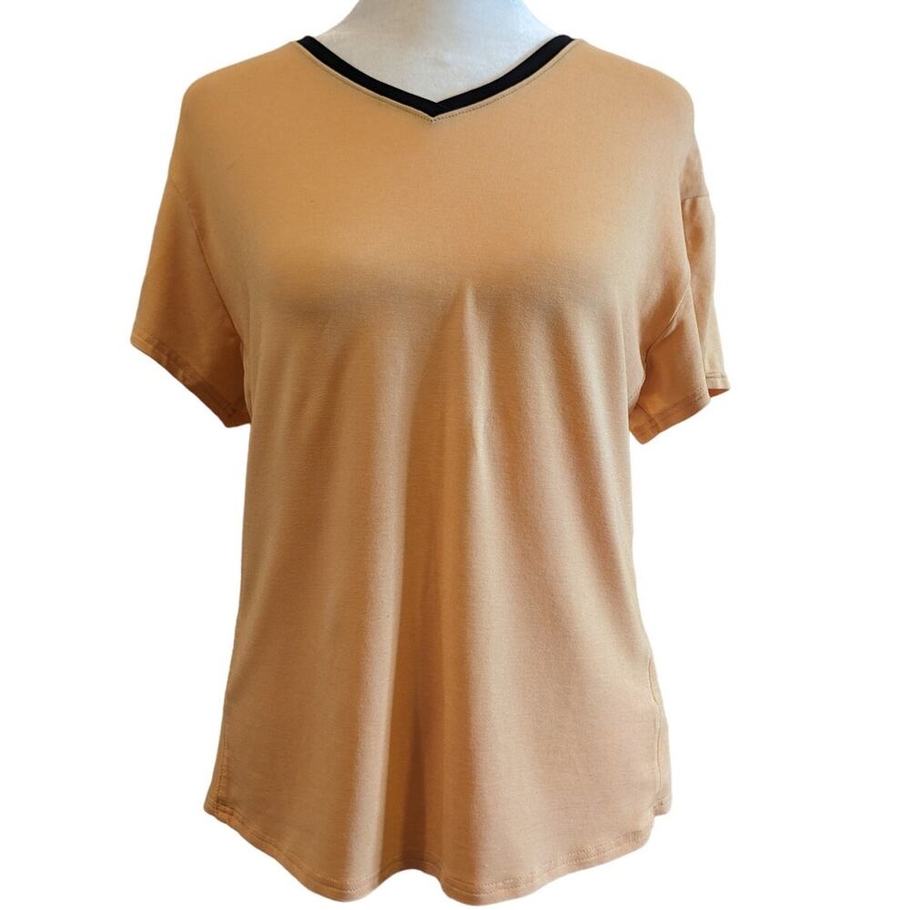 Title Nine Orange Insport Athletic V-Neck T-Shirt Large